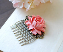 画像をギャラリービューアに読み込む, Dusky Pink Powder Pink Rose Flower Wedding Bridal Hair Comb. Pink Wedding Hair Accessory, Flower Brass Filigree Hair Comb, Bridesmaid Gift
