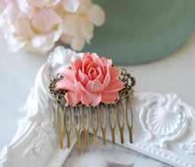 画像をギャラリービューアに読み込む, Dusky Pink Powder Pink Rose Flower Wedding Bridal Hair Comb. Pink Wedding Hair Accessory, Flower Brass Filigree Hair Comb, Bridesmaid Gift
