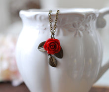 画像をギャラリービューアに読み込む, Red Rose Antique Brass Leaf Necklace. Vintage Style Nature Inspired Leaf Branch Dark Red Flower Necklace. Botanical Woodland Bridesmaid Gift
