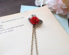 画像をギャラリービューアに読み込む, Red Rose Antique Brass Leaf Necklace. Vintage Style Nature Inspired Leaf Branch Dark Red Flower Necklace. Botanical Woodland Bridesmaid Gift
