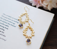 Load image into Gallery viewer, Laurel Wreath Earrings, Amethyst Purple Earrings, Purple Dangle Earrings, Gold Chandelier Earrings, Purple Wedding Bridesmaid Earrings
