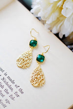 Load image into Gallery viewer, Emerald Green Earrings, Gold Filigree Dangle Earrings, Gold Paisley Earrings, Wedding Jewelry, Bridesmaid Gift, May Birthstone, Gift for her
