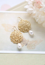 Load image into Gallery viewer, Gold Filigree Cream Teardrop Pearls Dangle Earrings Swarovski  Ivory Pearl Drop Earrings Gold Wedding Bridal Earrings Bridesmaid Earrings
