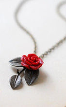 画像をギャラリービューアに読み込む, Red Rose Antique Brass Leaf Necklace. Vintage Style Nature Inspired Leaf Branch Dark Red Flower Necklace. Botanical Woodland Bridesmaid Gift
