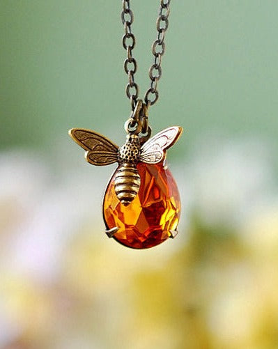 Bee and Honey Drop Necklace. Antiqued Gold Brass Bee Topaz Glass Pendant Necklace, November Birthstone, Bee Jewelry, Gift for Bee Lover Her