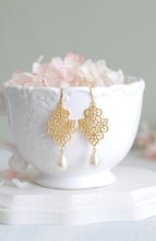 Load image into Gallery viewer, Gold Ornate Filigree Cream Pearls Earrings. Bridal Earrings. Bridesmaid Earrings
