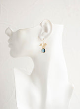 Load image into Gallery viewer, Rose Gold Orchid Flower Peach CHampgne Crystal Earrings
