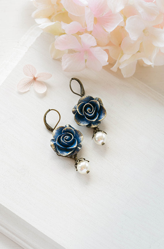 Navy Blue Rose Earrings with Cream White Pearl, Gold Navy Blue Wedding Bridal Earrings, Bridesmaid gift, Gift for mom wife sister daughter