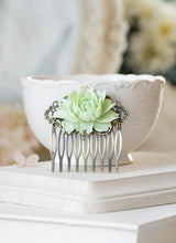 画像をギャラリービューアに読み込む, Mint Green Rose Flower Hair Comb, Mint Wedding Hair Accessory, Antiqued Brass Filigree Hair Comb, Bride Bridal Hair Comb, Bridesmaid Gift
