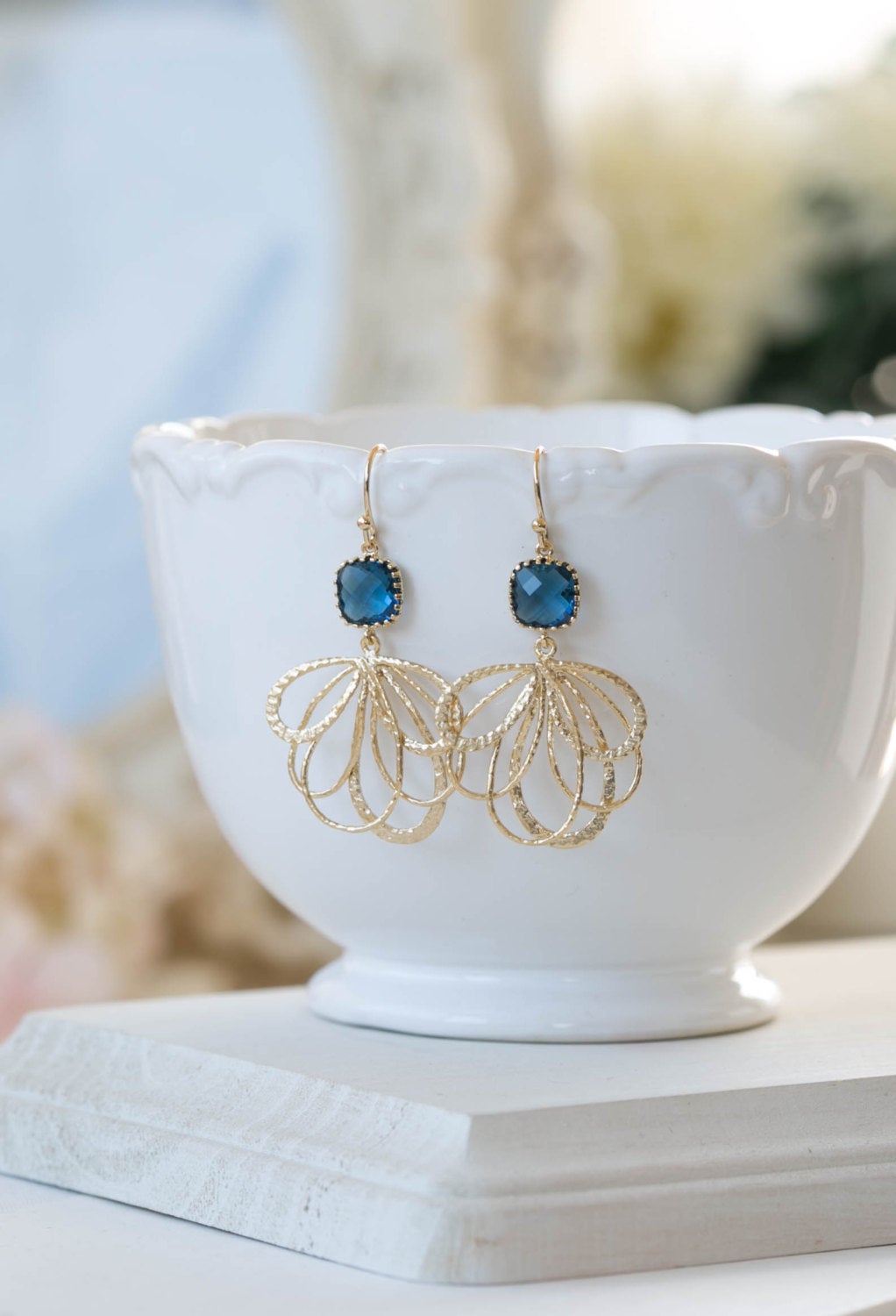 Gold Filigree Navy Blue Dangle Earrings Sapphire Blue Montana Blue Glass Gold Chandelier Earrings Navy Blue Wedding Bridesmaids Earrings