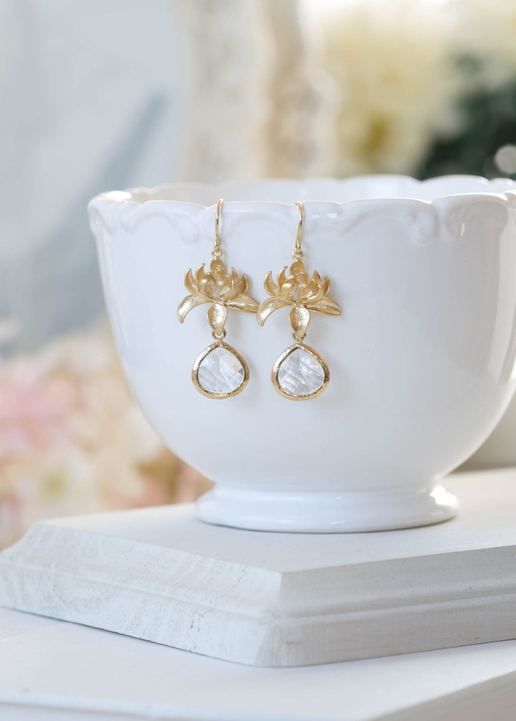 Gold Lotus Flower Clear Glass Crystal Dangle Earrings Drop Earrings Gold Wedding Jewelry Bridal Party Gift Bridesmaids Earrings boho Chic