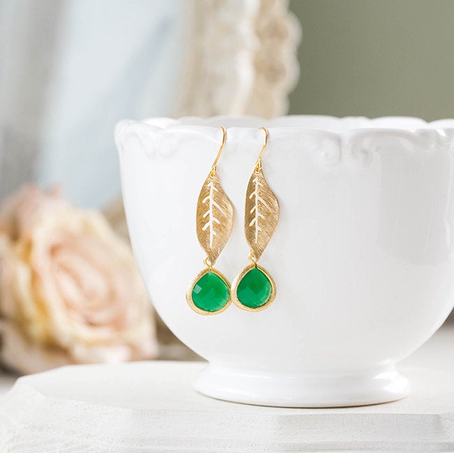 Gold Leaf Earrings, Emerald Green Earrings, Dangle Earrings, Leaf Jewelry, Woodland Wedding, Bridesmaid Earrings, May Birthstone Jewelry