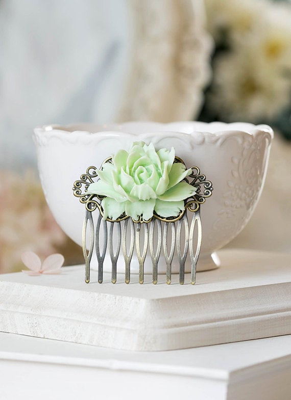 Mint Green Rose Flower Hair Comb, Mint Wedding Hair Accessory, Antiqued Brass Filigree Hair Comb, Bride Bridal Hair Comb, Bridesmaid Gift