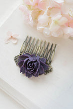 画像をギャラリービューアに読み込む, Purple Rose Flower Bridal Hair Comb Antique Brass Filigree Hair Comb Eggplant Purple Wedding Hair Comb Bridesmaid Gift Rustic Vintage Style
